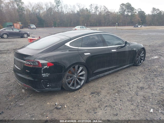 2013 TESLA MODEL S 5YJSA1DPXDFP10081 Photo 3
