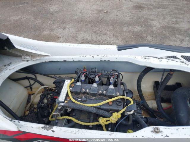 2019 YAMAHA WAVERUNNER 00000YAMA1242K819 Photo 9