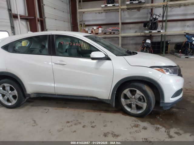 3CZRU6H36NM742320 Honda Hr-v Awd Lx
