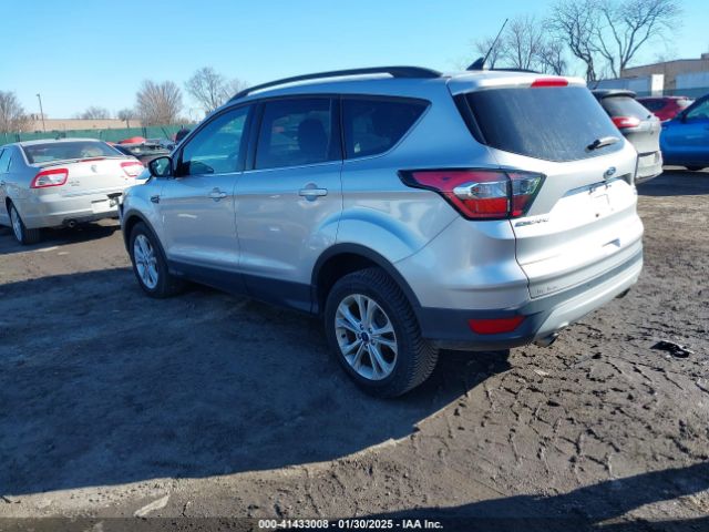 1FMCU9HD7JUB51579 Ford ESCAPE SEL