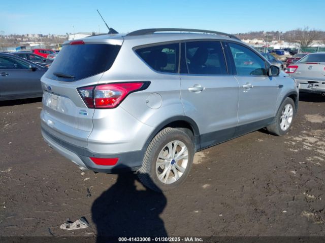 1FMCU9HD7JUB51579 Ford ESCAPE SEL