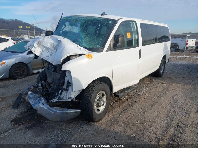 1GAZGPFG6J1269222 Chevrolet Express 3500 Lt
