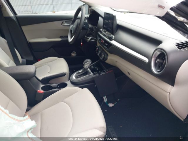 2022 KIA FORTE 3KPF24AD9NE488778 Photo 4