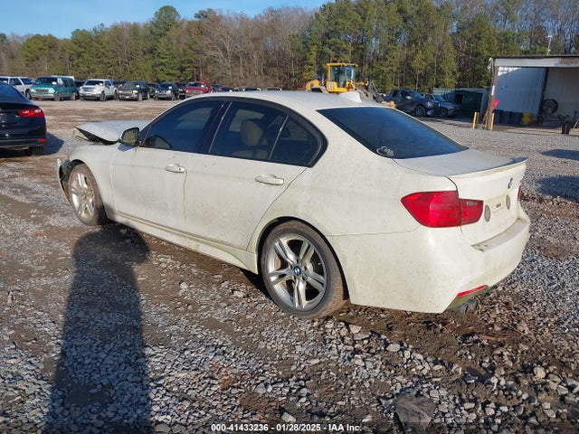 BMW 328I 2014 WBA3A5G5XENP27730 Image 3