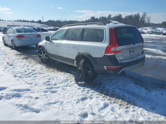 2015 VOLVO XC70 YV4902NK3F1206992 Photo 2