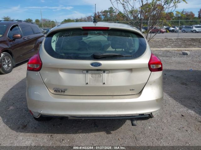 1FADP3K29HL289439 Ford FOCUS SE