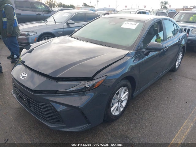 Toyota CAMRY LE 2025 4T1DAACK9SU048573 Image 2