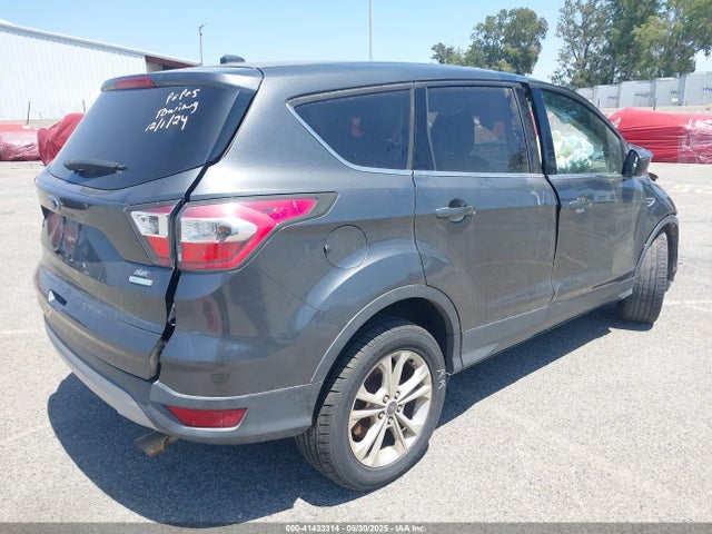 1FMCU0G9XHUA83443 Ford 2017