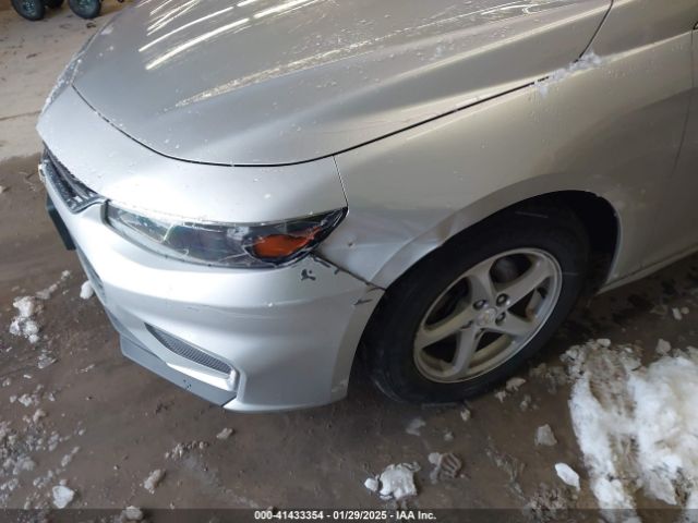 1G1ZB5ST5JF197390 Chevrolet Malibu 1ls
