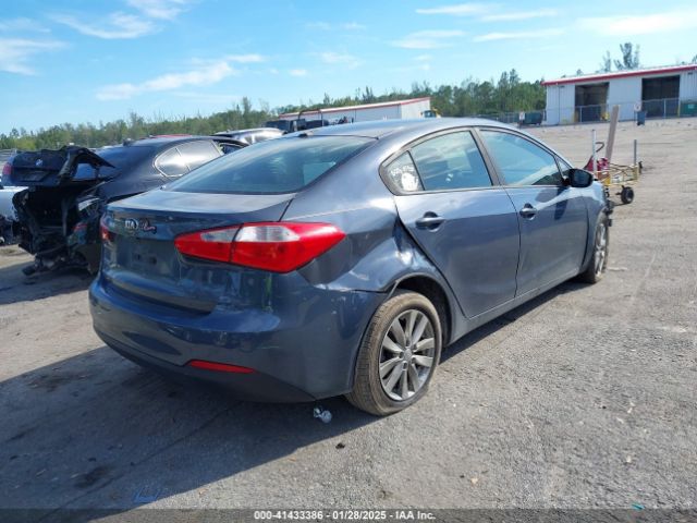 KNAFX4A61G5582491 KIA FORTE LX