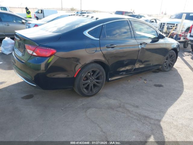 1C3CCCAB3FN529027 Chrysler 2015