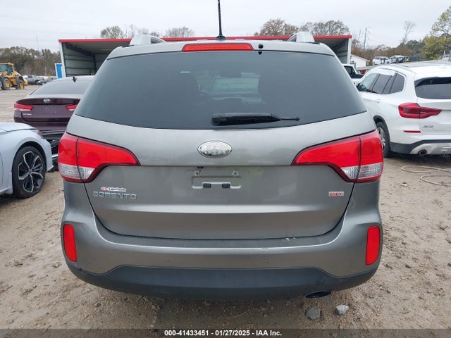 KIA SORENTO LX 2014 5XYKT3A69EG460005 Image 16