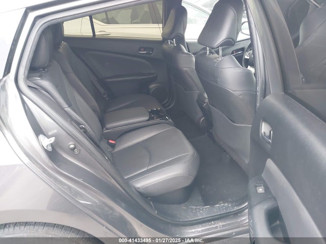 Toyota Prius Prime Premium 2018 JTDKARFPXJ3087064 Image 8