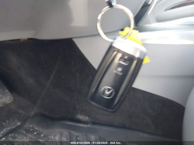 5J8YD4H75HL006534 Acura Mdx Technology   Entertainment Pkgs