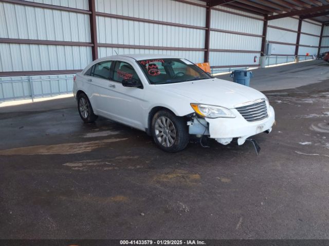 2014 CHRYSLER 200 1C3CCBCG3EN135903