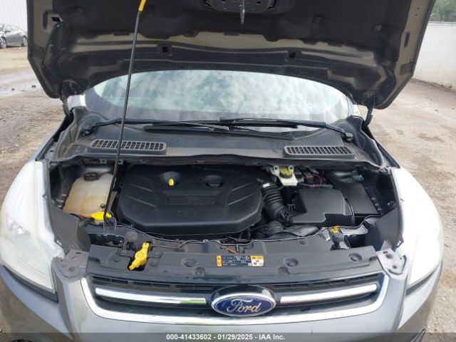 1FMCU0J95EUB66282 Ford Escape Titanium