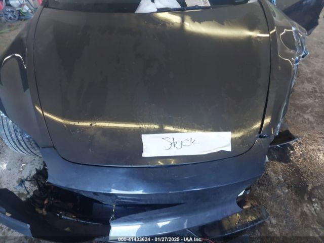2024 TESLA MODEL 3 5YJ3E1ET0RF881062 Photo 9