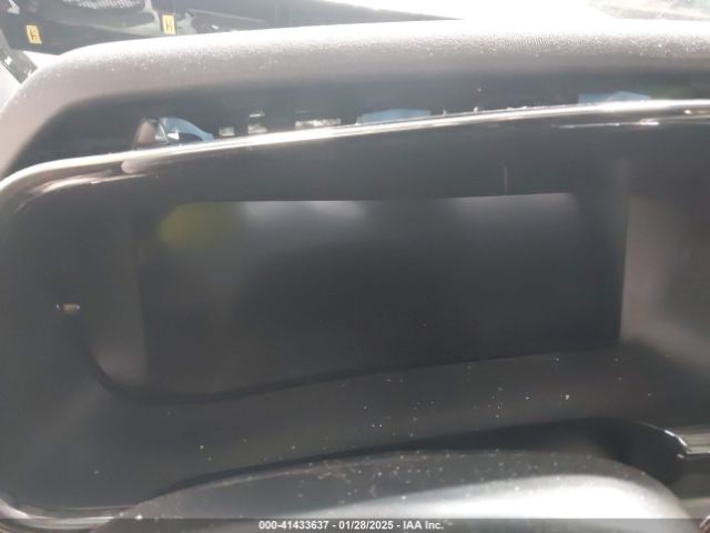 1FTFW1ED8PFD27246 Ford F-150 Lariat