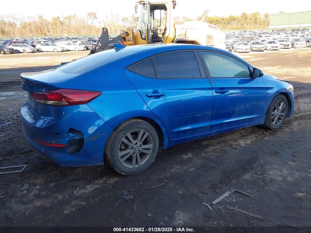 5NPD84LF6JH392102 Hyundai ELANTRA SEL