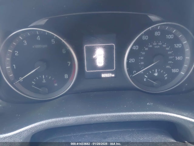 5NPD84LF6JH392102 Hyundai ELANTRA SEL