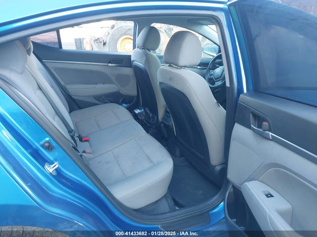 5NPD84LF6JH392102 Hyundai ELANTRA SEL