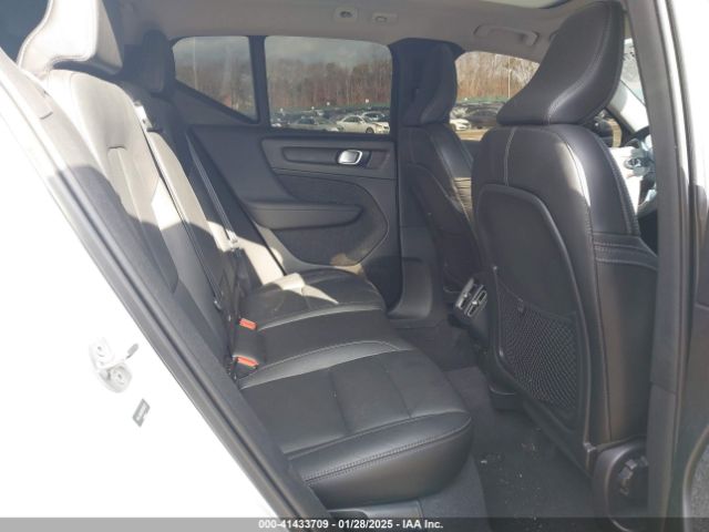 2024 VOLVO XC40 YV4L12UK0R2260737 Photo 7