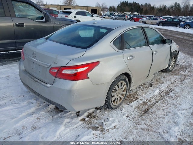 1N4AL3AP2HC266659 Nissan Altima 2.5 Sv