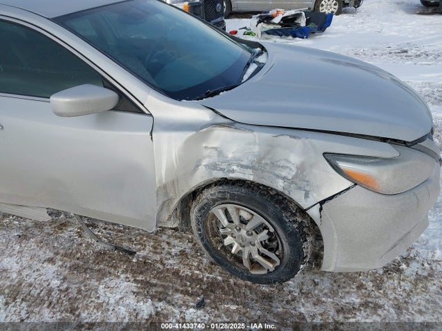1N4AL3AP2HC266659 Nissan Altima 2.5 Sv
