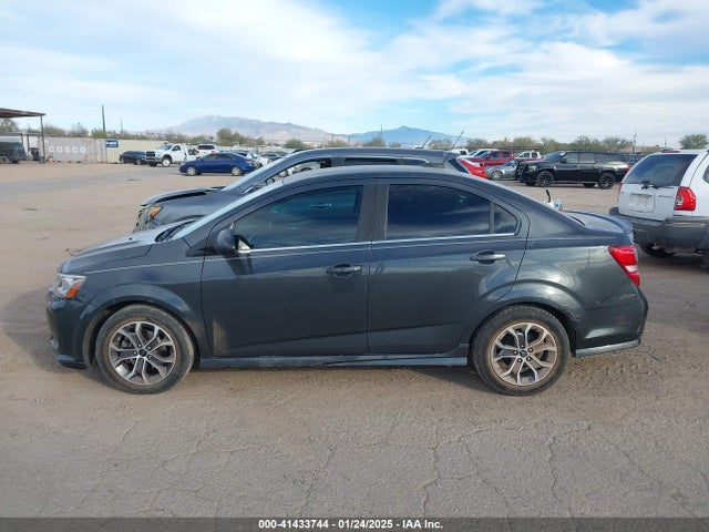 Chevrolet Sonic Lt Auto 2018 1G1JD5SH3J4121102 Image 14