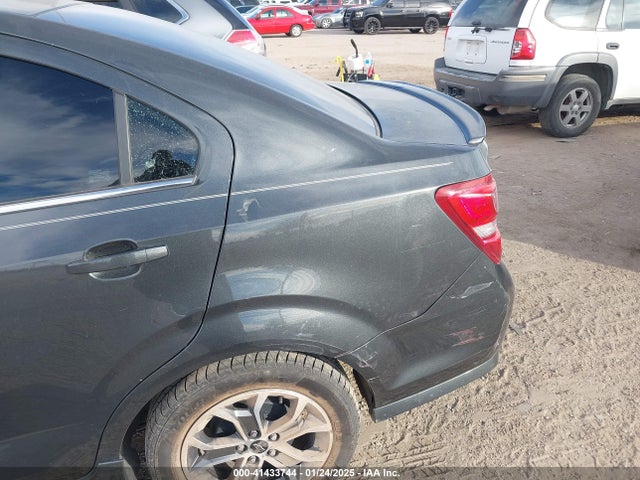 Chevrolet Sonic Lt Auto 2018 1G1JD5SH3J4121102 Image 17