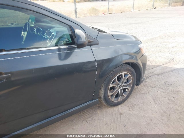 Chevrolet Sonic Lt Auto 2018 1G1JD5SH3J4121102 Image 19