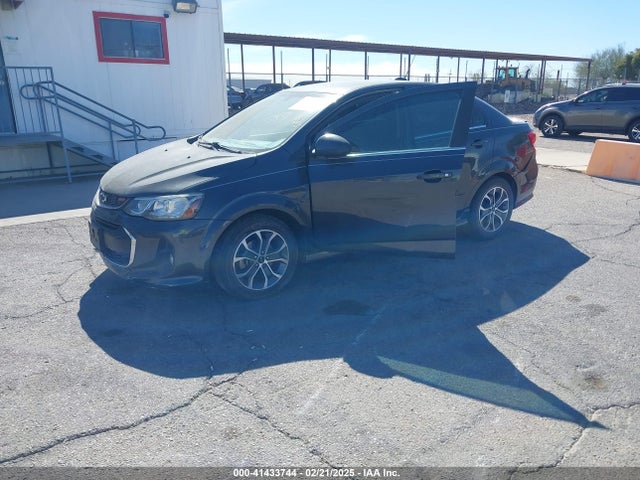 Chevrolet Sonic Lt Auto 2018 1G1JD5SH3J4121102 Image 2