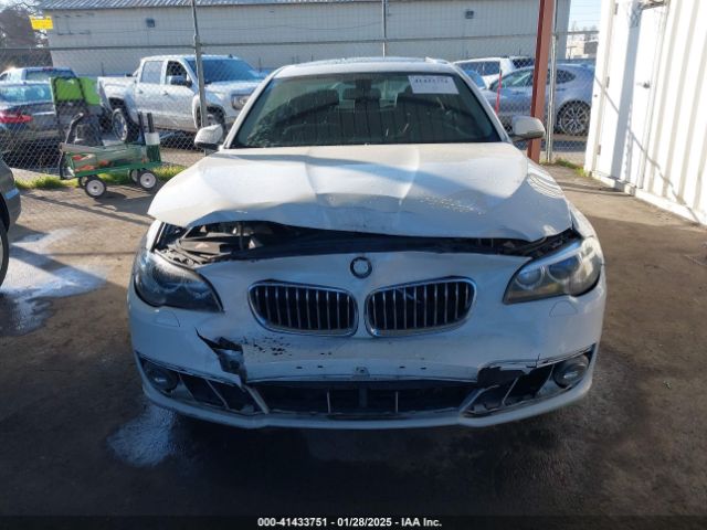 WBA5A5C5XFD520132 BMW 528I