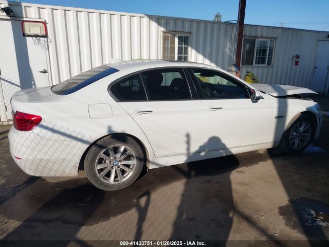 WBA5A5C5XFD520132 BMW 528I