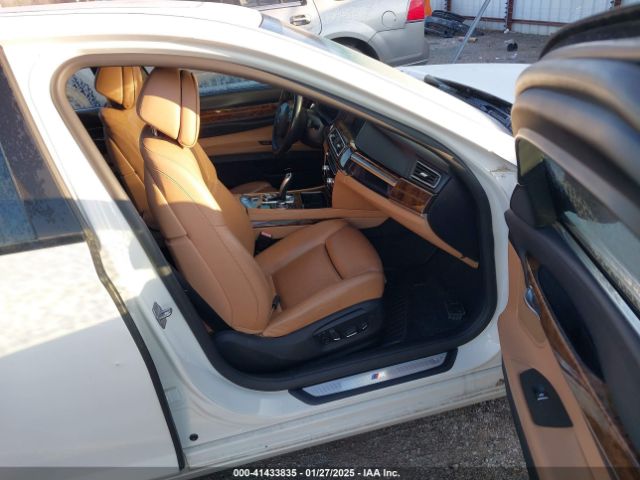 2013 BMW 740I WBAYA6C54DD143796 Photo 4