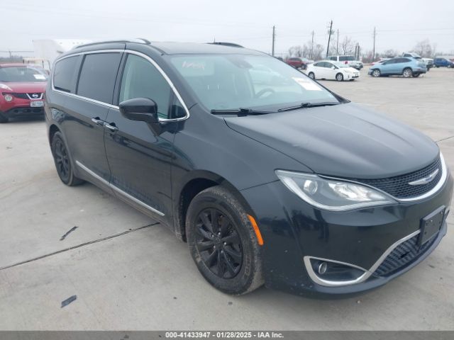 2018 CHRYSLER PACIFICA 2C4RC1EG3JR352443 Photo 0