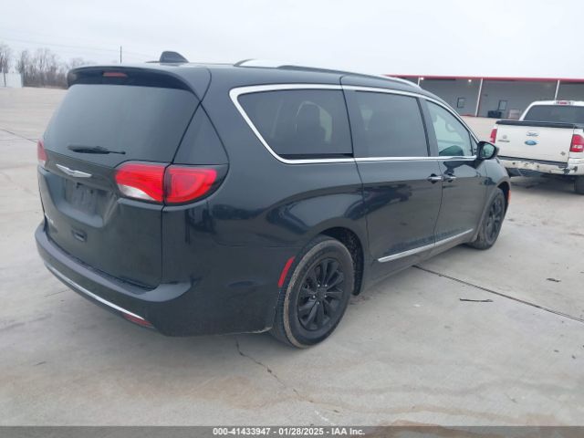 2018 CHRYSLER PACIFICA 2C4RC1EG3JR352443 Photo 3