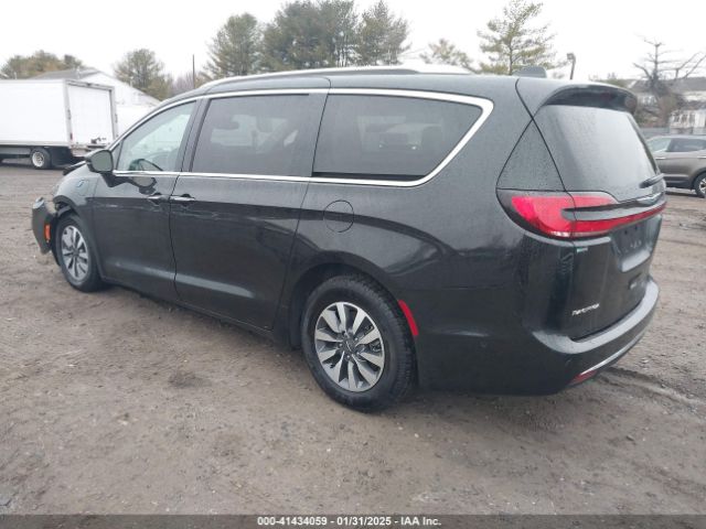2021 CHRYSLER PACIFICA HYBRID 2C4RC1L70MR599460 Photo 2