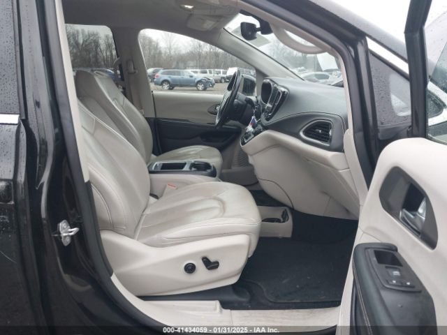 2021 CHRYSLER PACIFICA HYBRID 2C4RC1L70MR599460 Photo 4