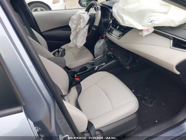 JTDEPMAE4NJ220200 Toyota COROLLA LE