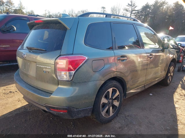 Subaru Forester 2.5i Premium 2017 JF2SJAEC8HH564802 Image 4