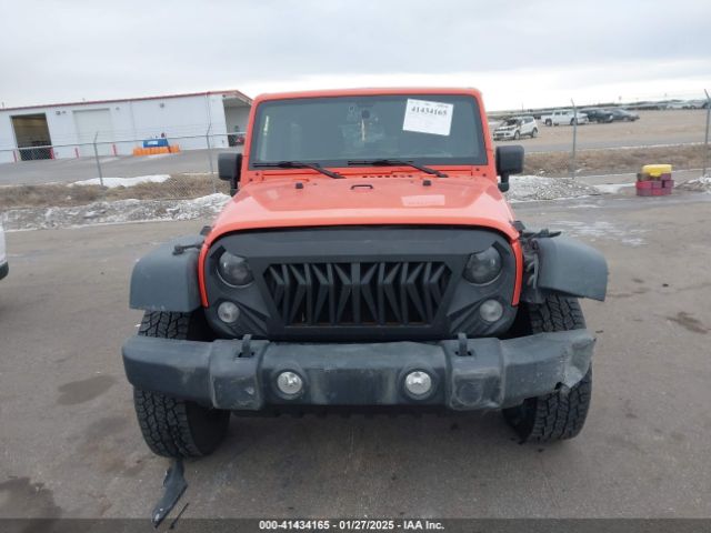 1C4BJWDG0FL727792 Jeep Wrangler Unlimited Sport