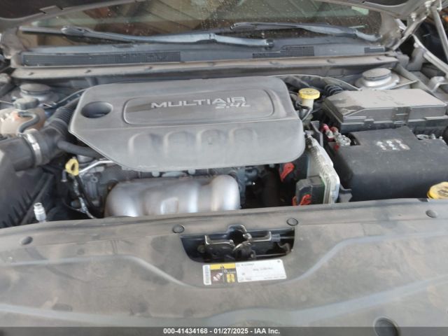 2016 CHRYSLER 200 1C3CCCAB5GN140911 Photo 9