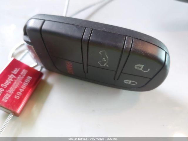 2016 CHRYSLER 200 1C3CCCAB5GN140911 Photo 10