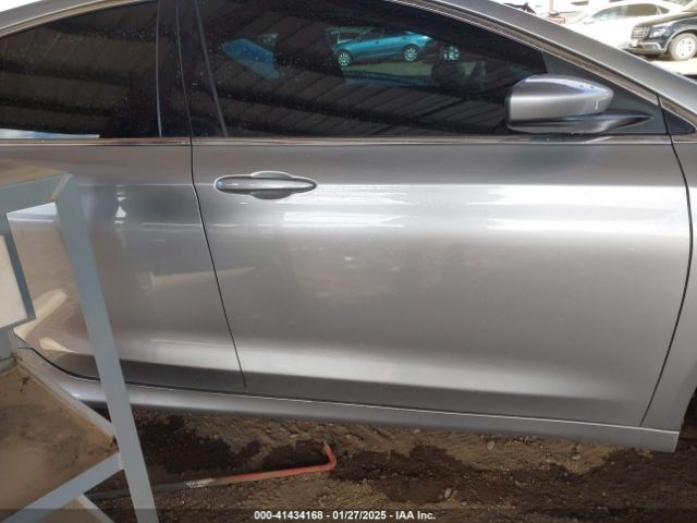 1C3CCCAB5GN140911 Chrysler 200 Limited