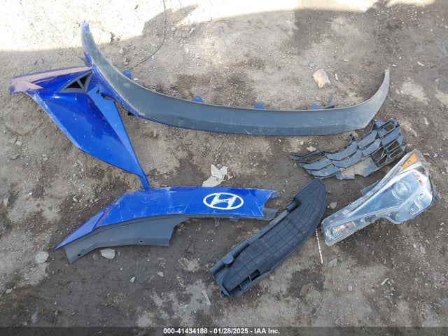 KMHLS4AG2PU477344 Hyundai ELANTRA SEL