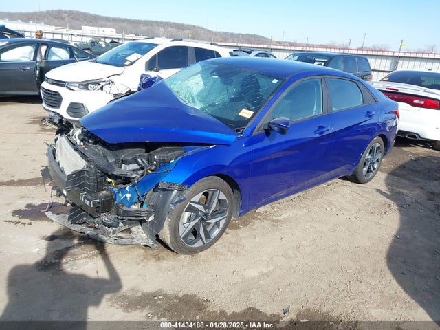 KMHLS4AG2PU477344 Hyundai ELANTRA SEL