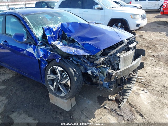KMHLS4AG2PU477344 Hyundai ELANTRA SEL