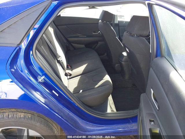 KMHLS4AG2PU477344 Hyundai ELANTRA SEL