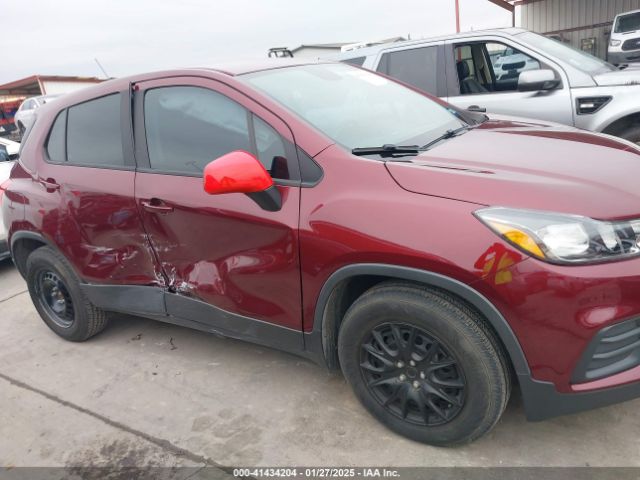 3GNCJKSB6HL185309 Chevrolet TRAX LS